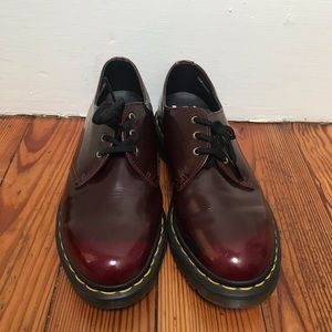 like new vegan cherry red doc martens oxfords